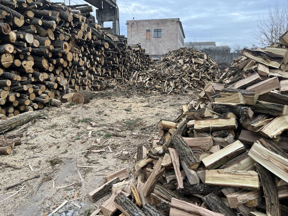 Колоті дрова з доставкою недорого дуб акація сосна береза вільха