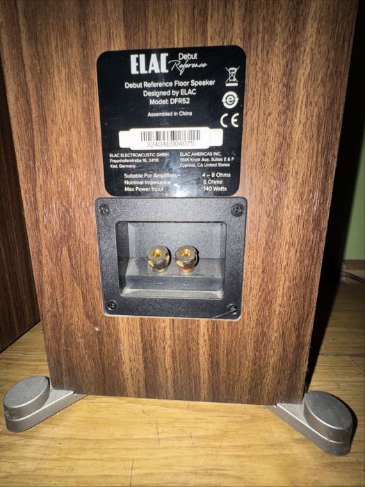 Elac Debut Reference. DF-R52