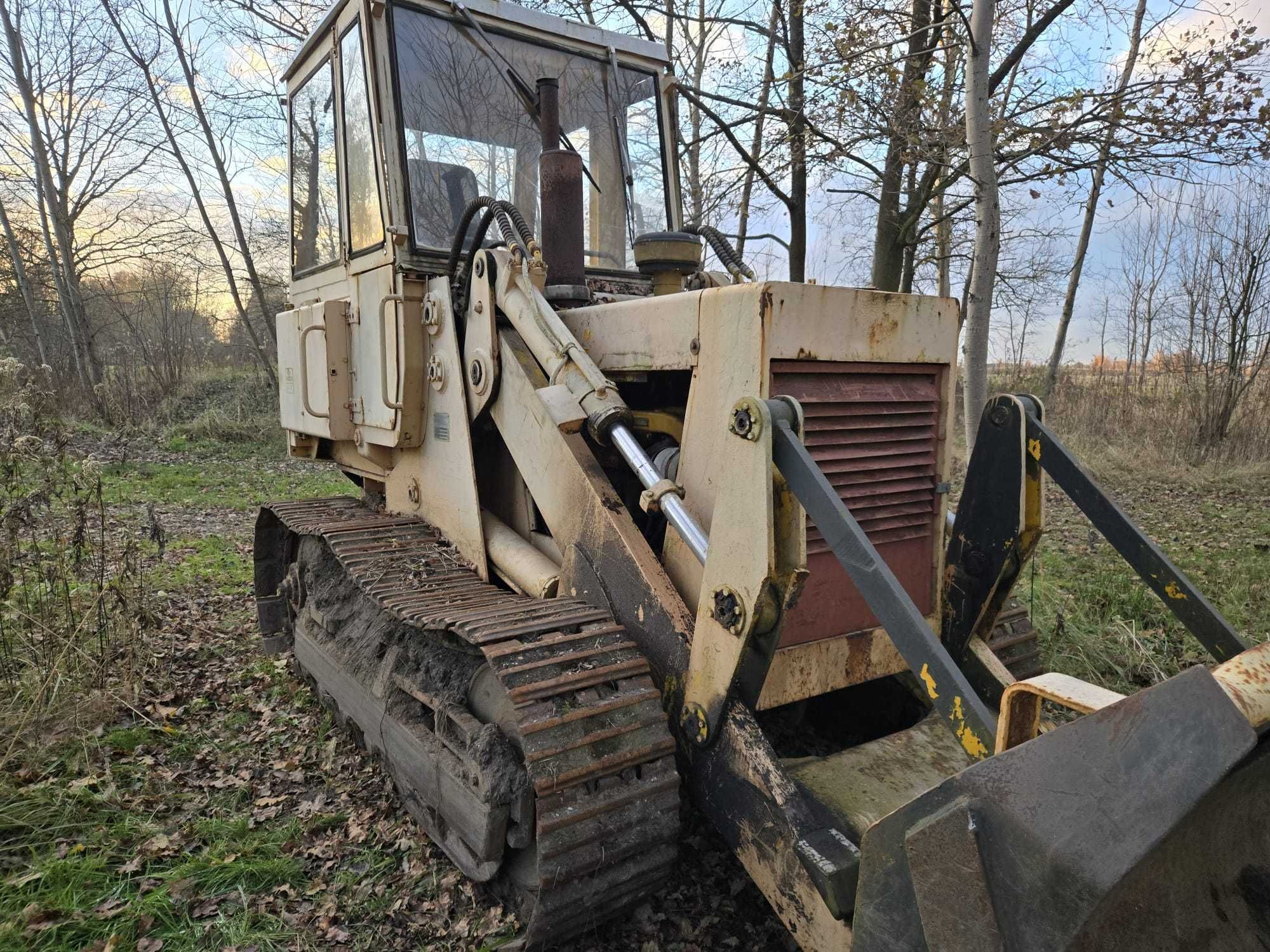 Ładowarka gąsienicowa Massey Ferguson