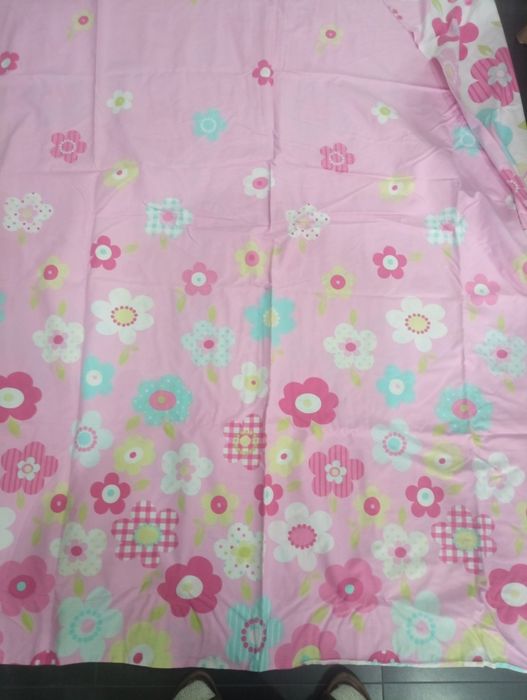 Cortina+capa edredão+almofada menina