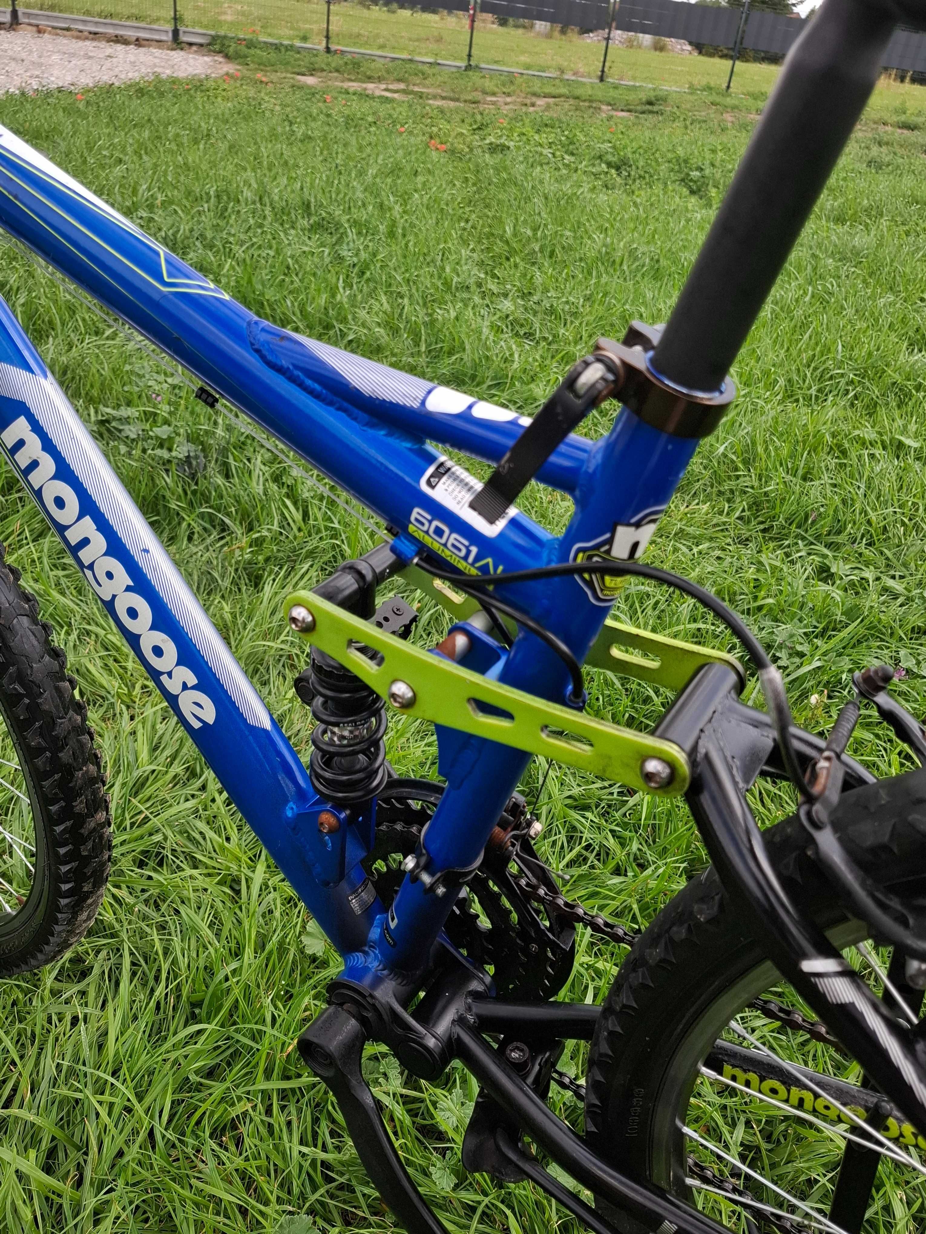 mongoose ledge 2.1