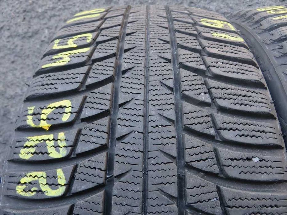 225/45 R17 94V Bridgestone BlizzakLm001 зима 2штуки 2019-22рік