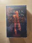 Książka Grzeszne rozkosze Laurell K. Hamilton zabójczyni wampirów