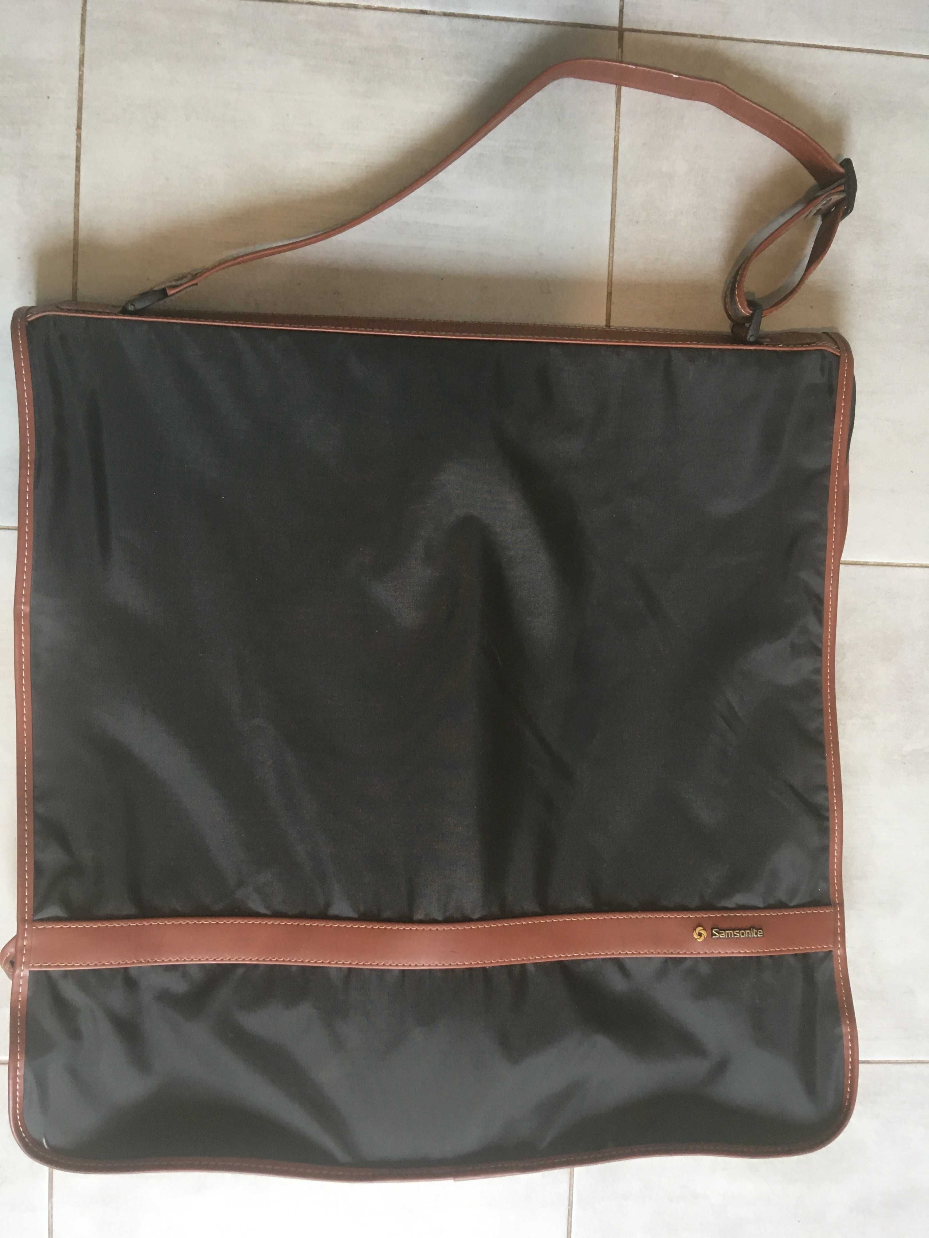 Torba Pokrowiec na garnitur ubrania Samsonite