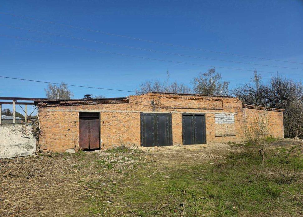 (7) Продаж майнового комплексу у м. Бар (8813)