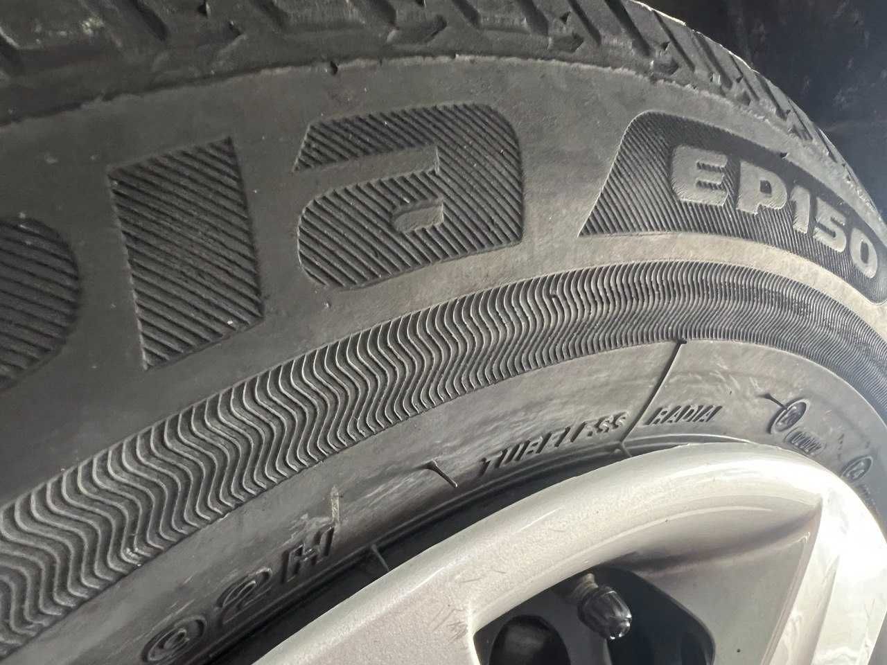 Bridgestone 205/60 R 16 резина диски лето летняя літня Ниссан колпаки