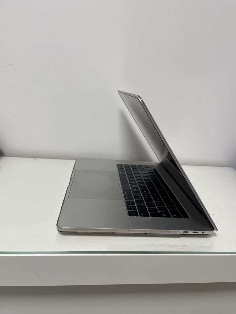 MacBook Pro 15” 2017