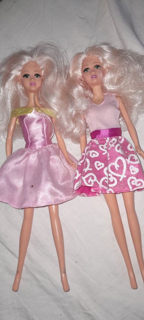 Bliźniaczki  lalki Barbie
