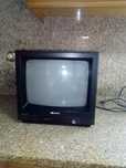 Televisão de quarto.