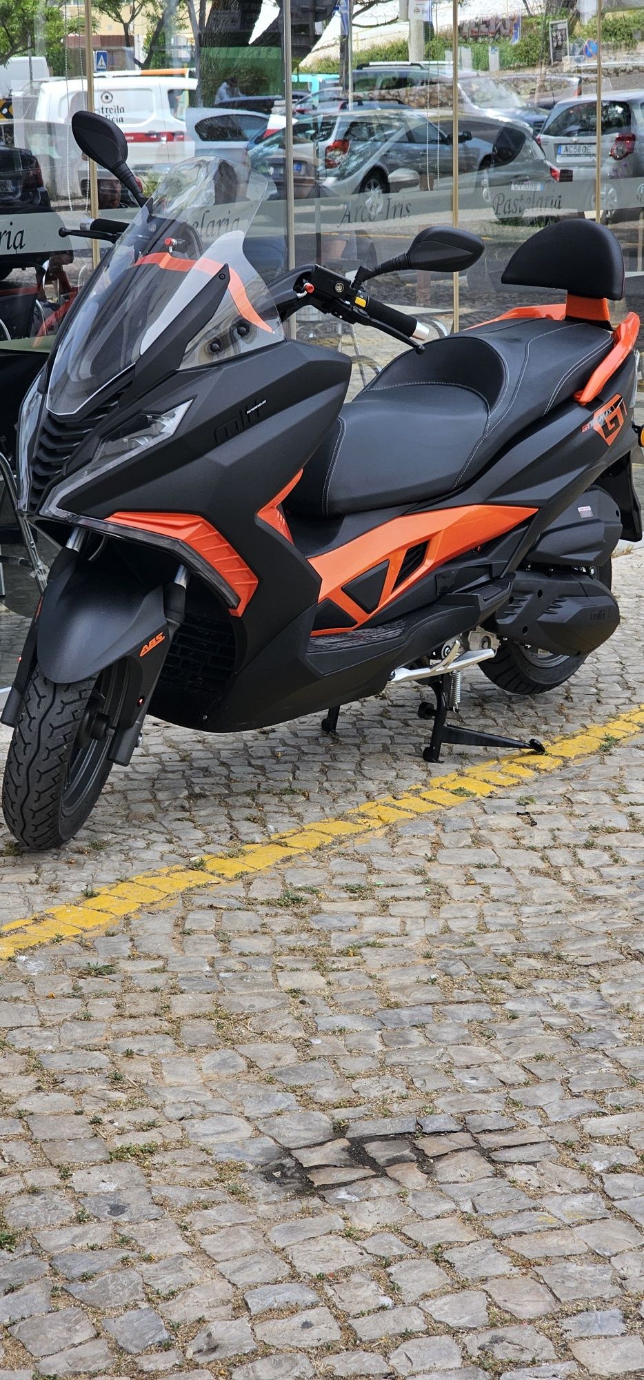 Scooter MiTT 125