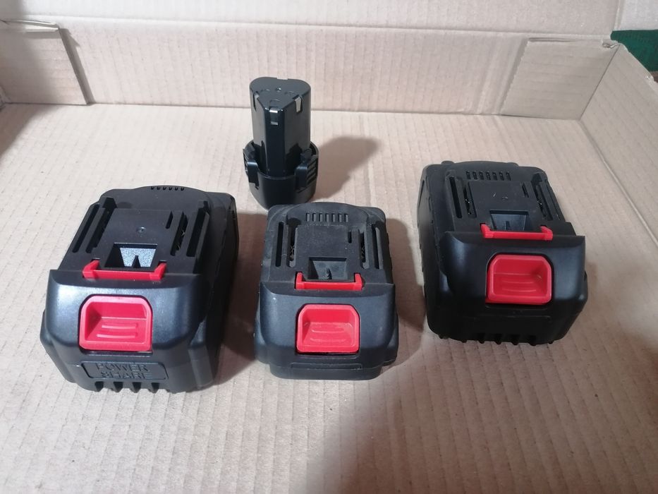 Батарея Makita, недорого, перепакована