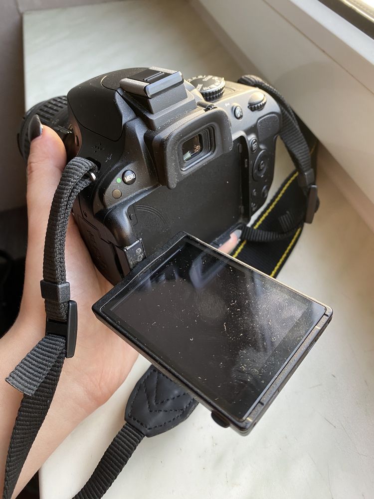 Nikon D5100 body + obiektyw cłly zestaw