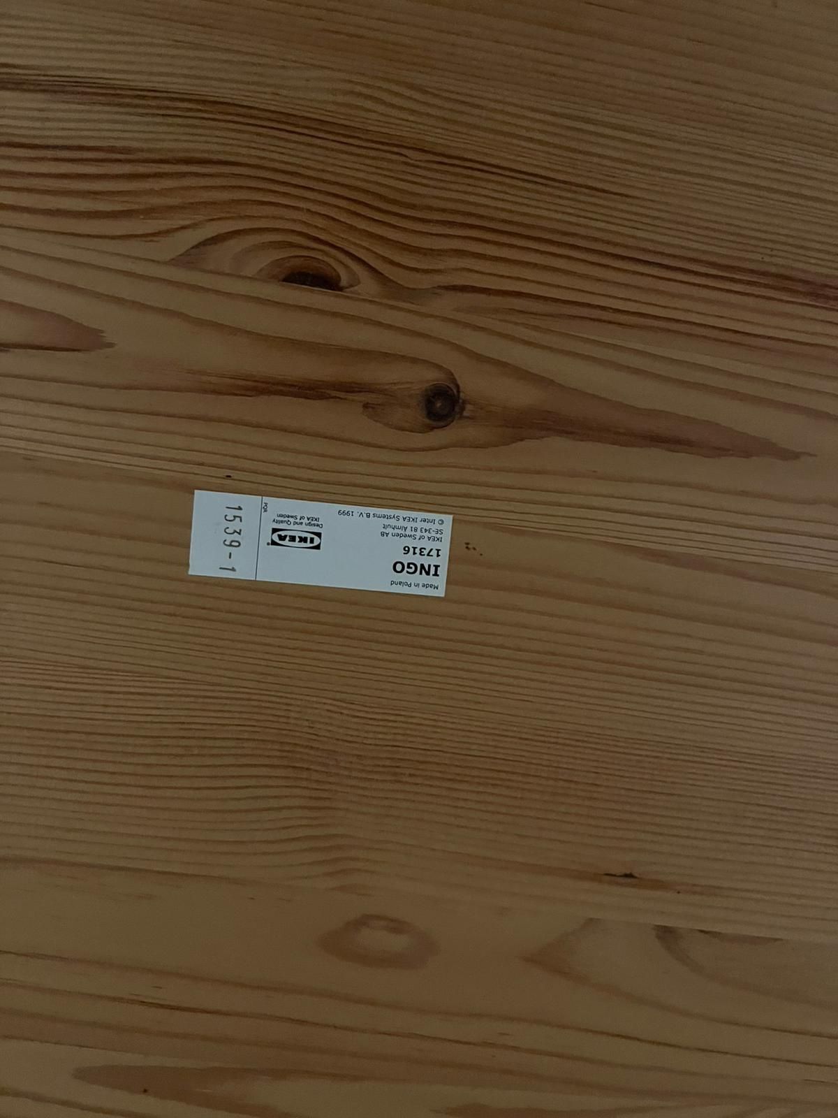 Mesa de pinho INGO do IKEA