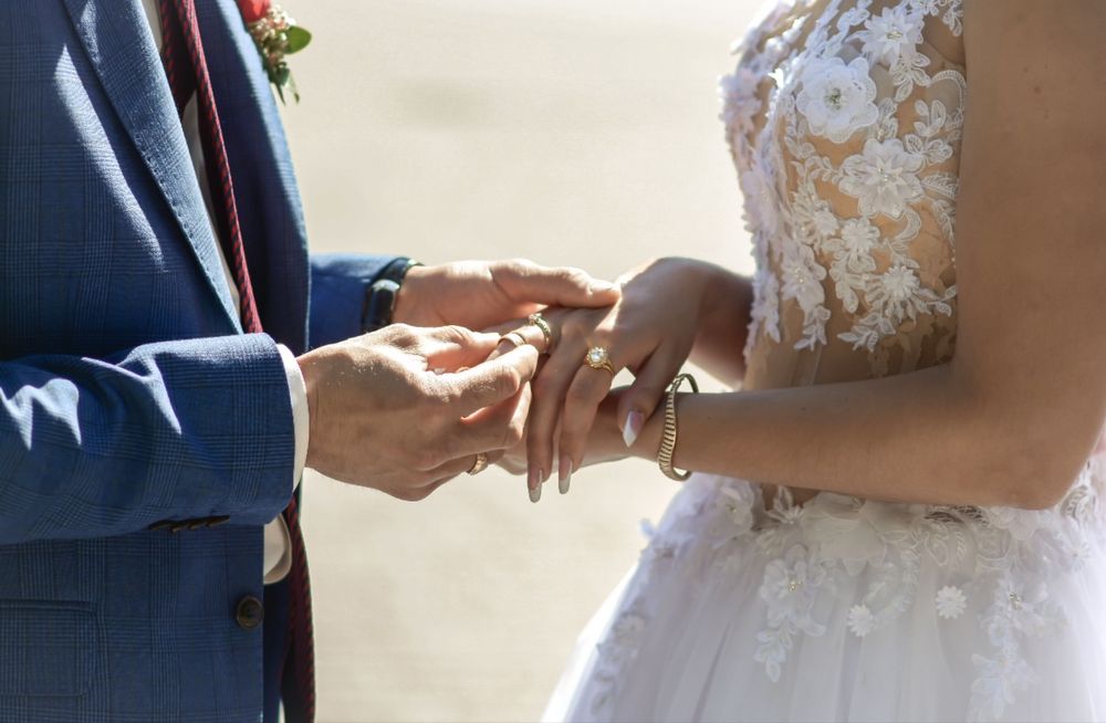 Продам свадебное платье состояние нового