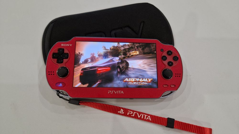 Sony PS Vita Fat 64гиг 70 игр !