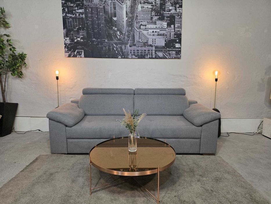 Szara kanapa z regulowanymi zagłówkami | Transport GRATIS