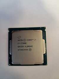 Продам процесор Intel Core i7-7700K 4.2GHz