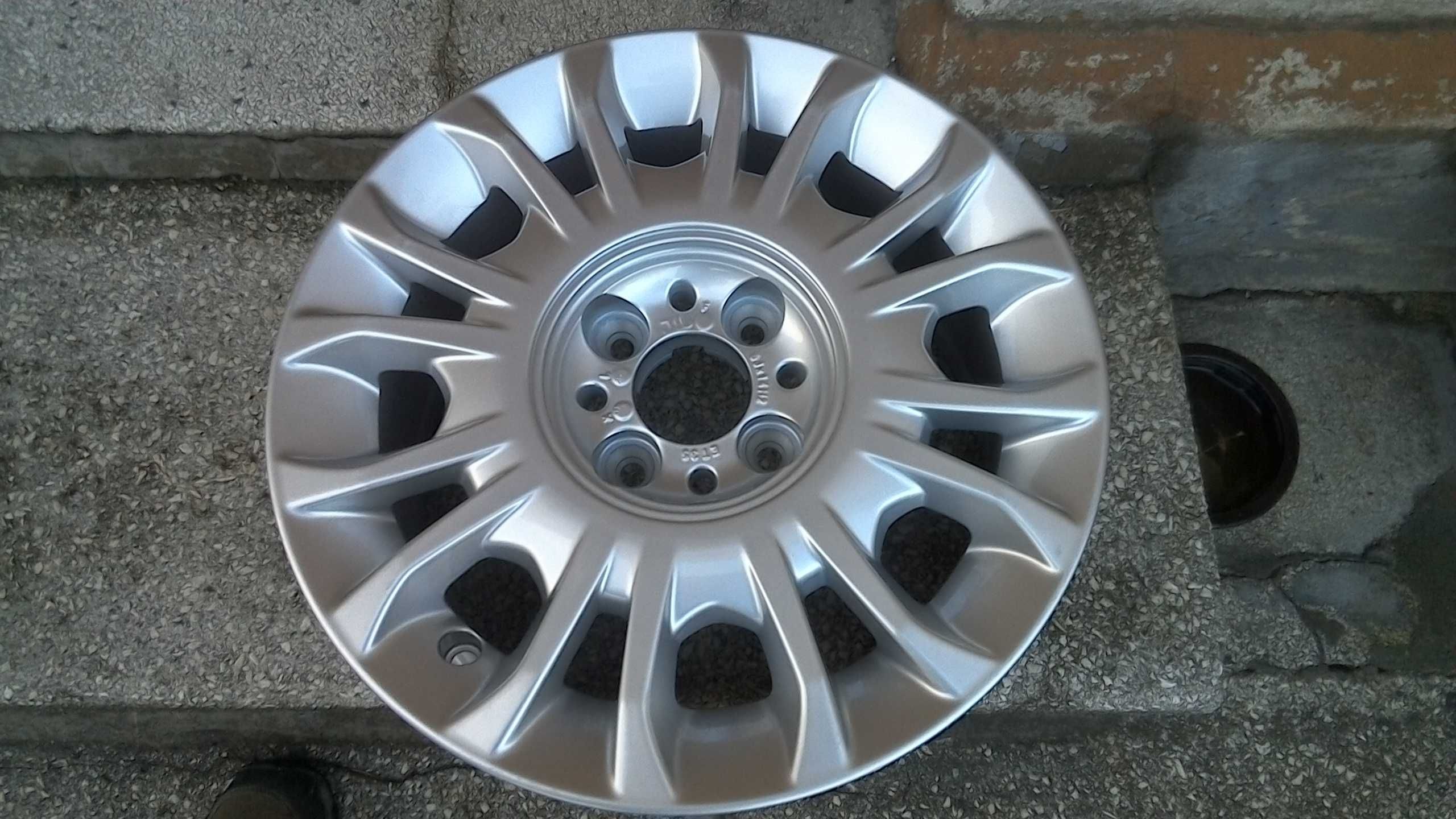 Felgi + opony 175x65 R 14