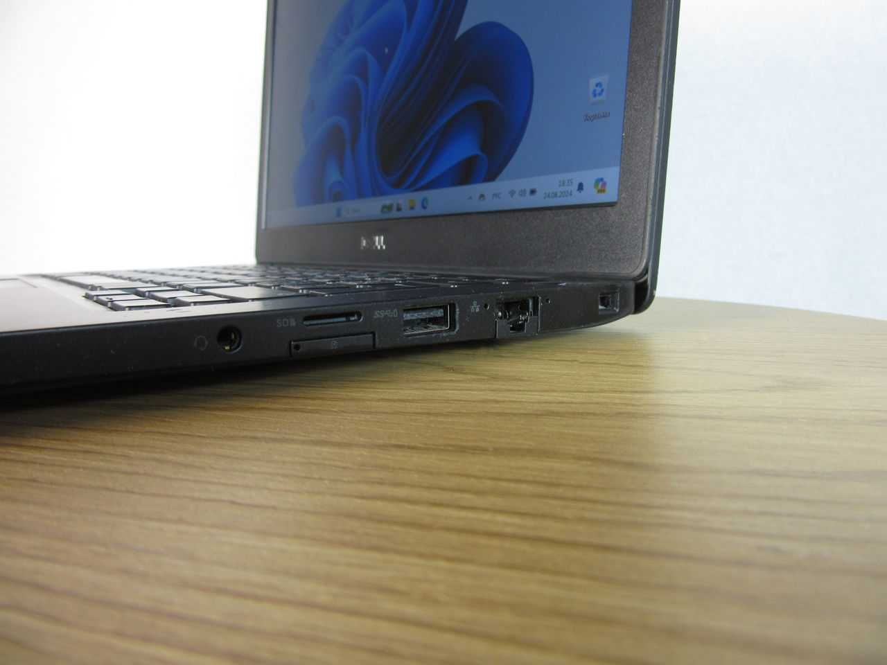 Dell Latitude E7280/Core i7 7600U/RAM 16GB/SSD 256gb