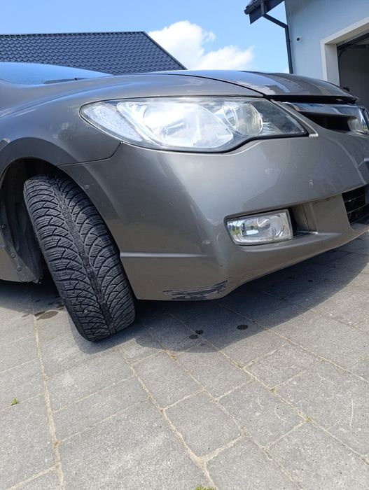 Honda Civic VIII hybrid 1,3 ima варіатор 4D