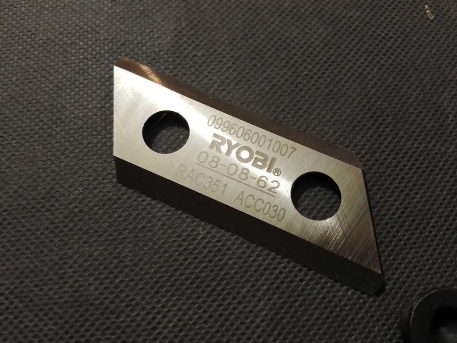 Nóż do rębaka rozdrabniarki Ryobi RAC351 RSH2400R ACC030 1szt