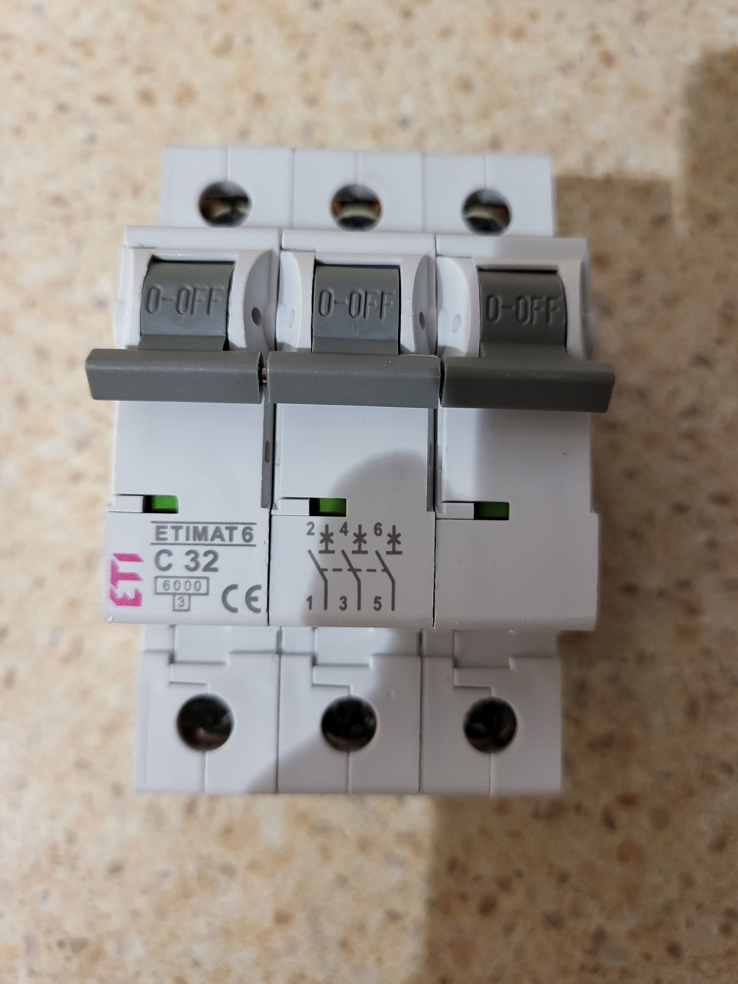 АВТОМАТ ETIMAT 6 3p C 32А (6 kA) ETI 2145519