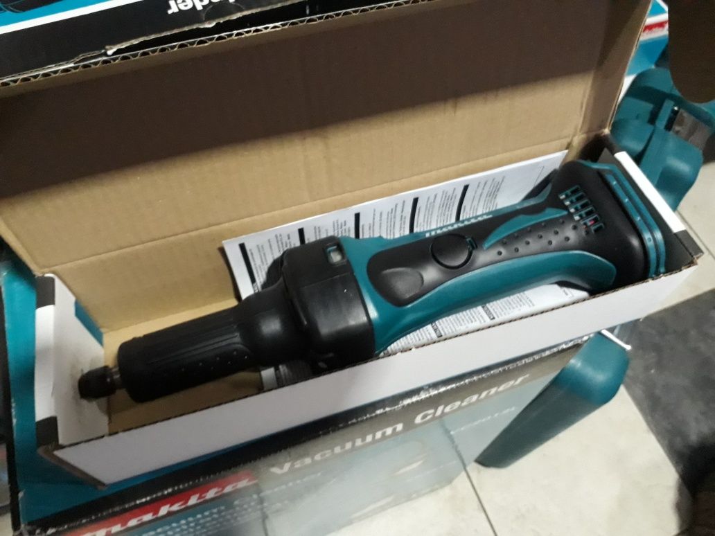 Шліфмашина Makita DGD800Z
Все только по Makita,