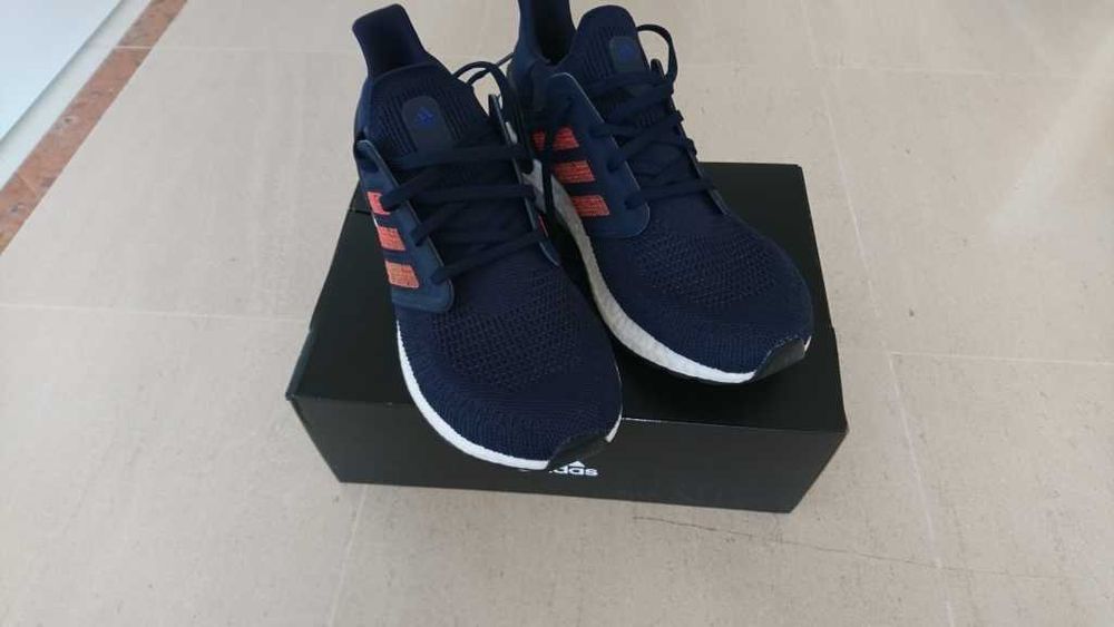 Ténis / Sapatilhas - Adidas Ultraboost 20 - NOVOS