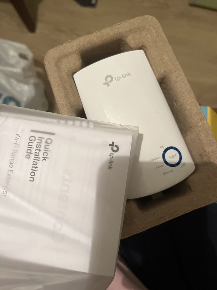 Tp-link 300Mbps wifi range extender TL-WA850RE