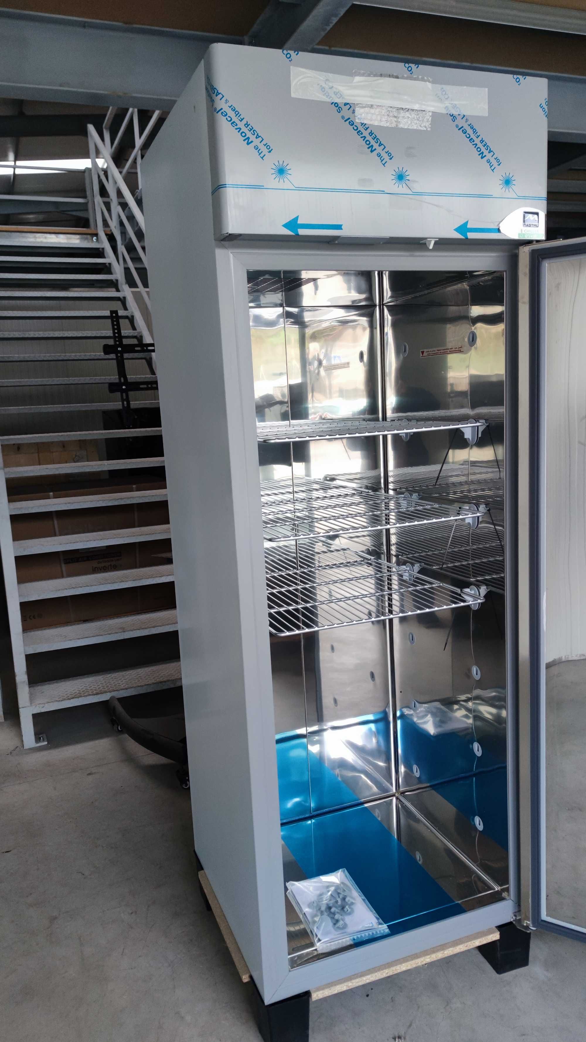 Frigorifico industrial em inox NOVO (com garantia)