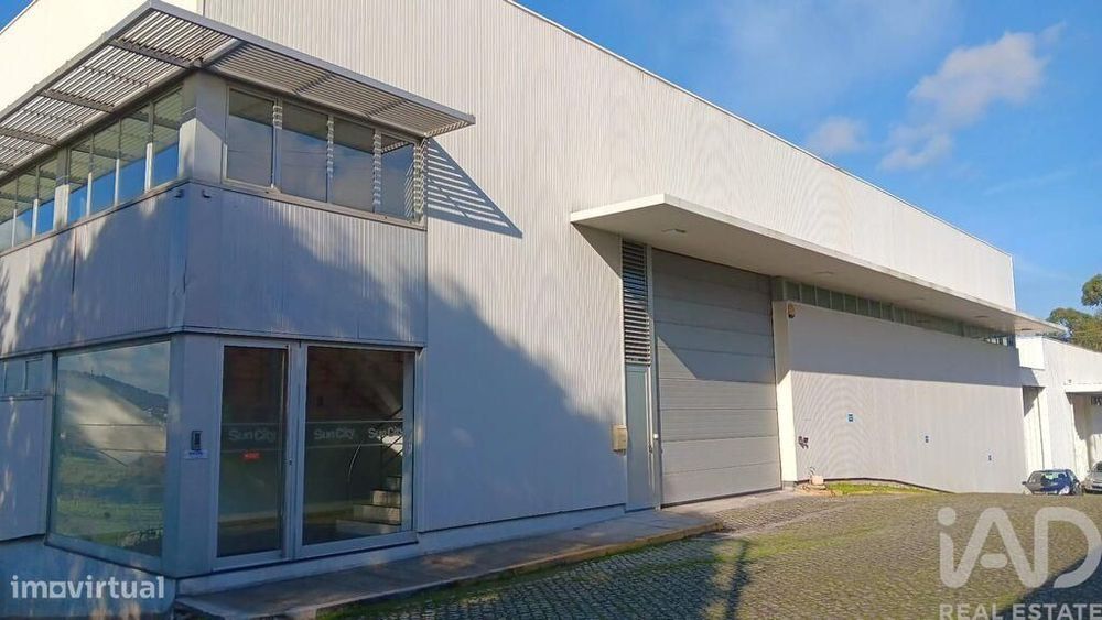 Loja / Estabelecimento Comercial em Gondar de 3099,00 m2