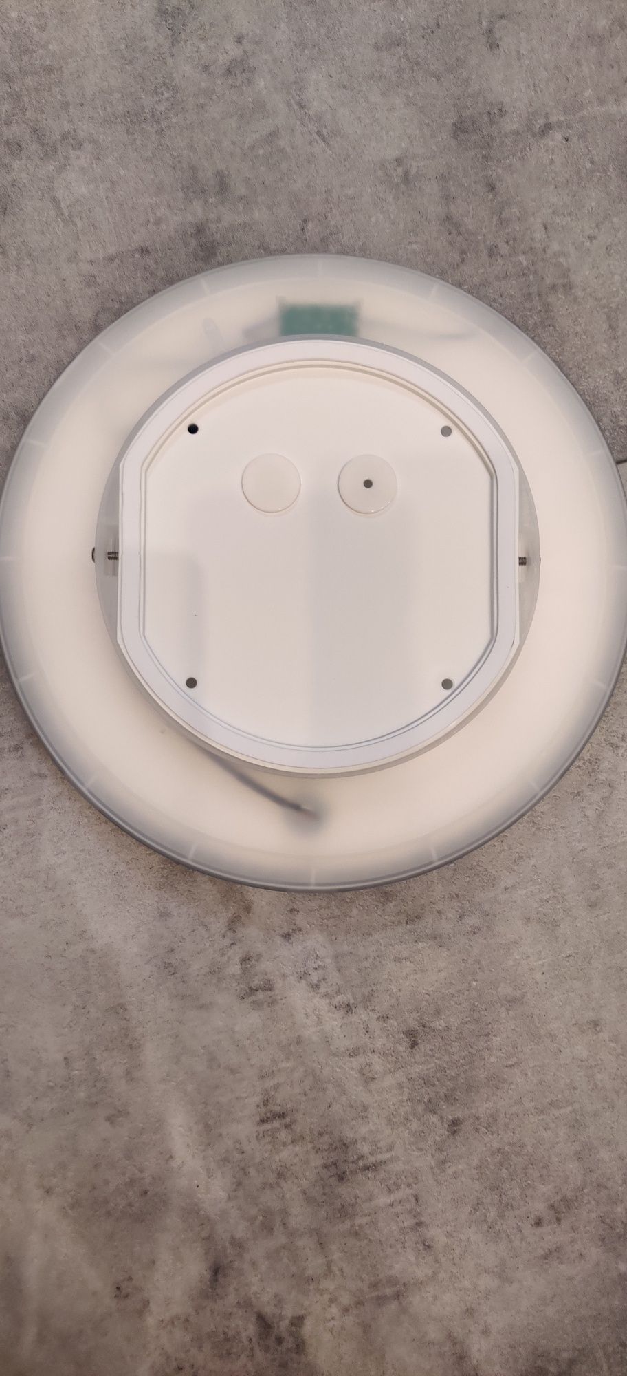 Lampa led z czujnikiem ruchu
