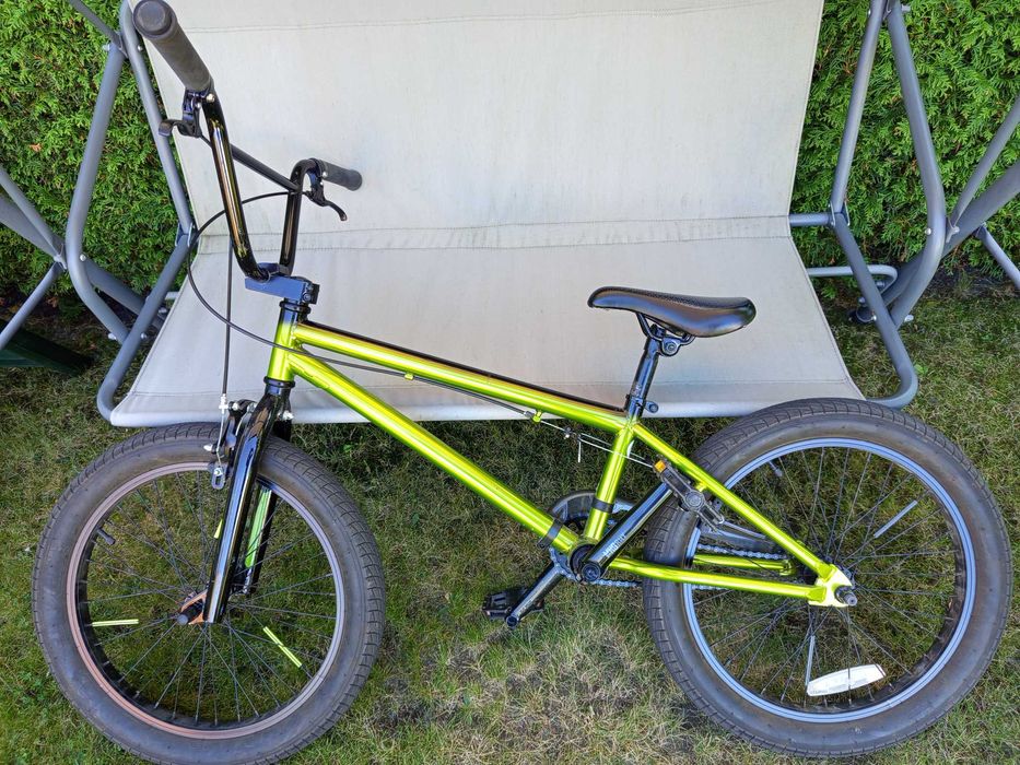 Rower BMX Mongoose L20