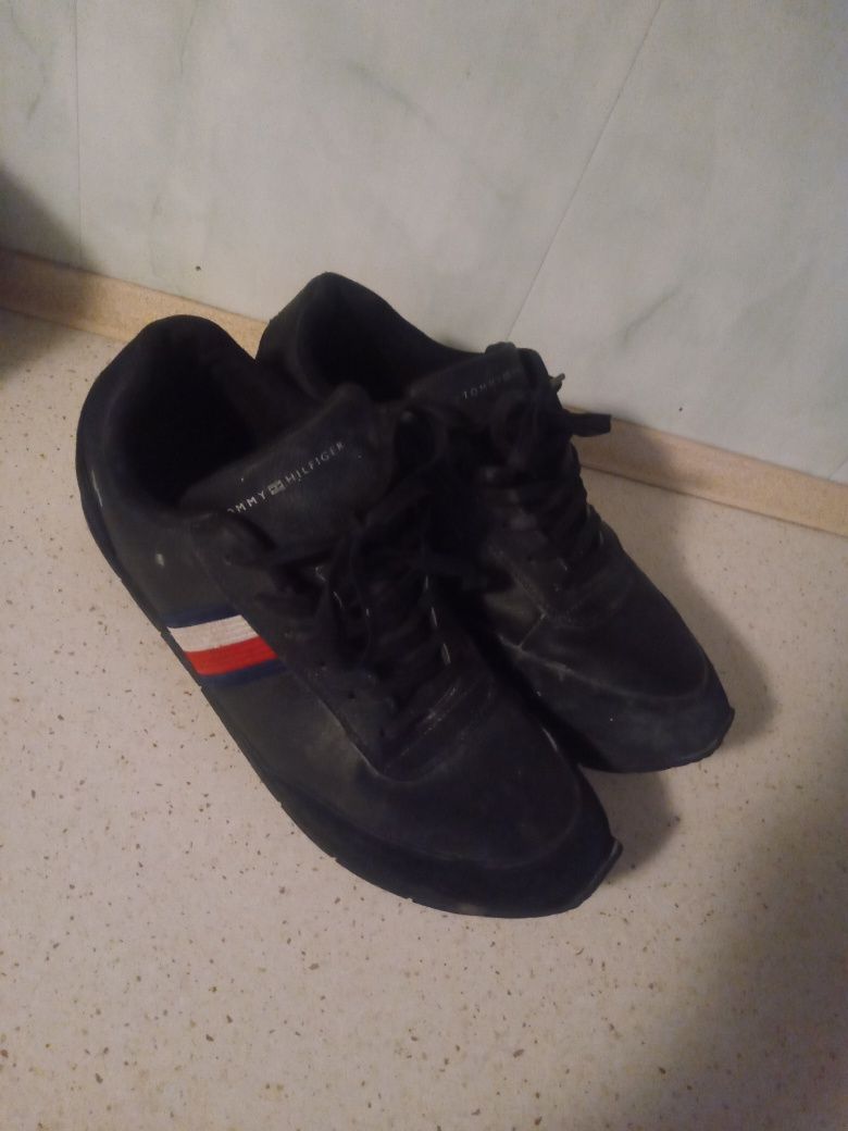 Buty męskie tommy Hilfiger rozmiar 44 wkładka 28 cm