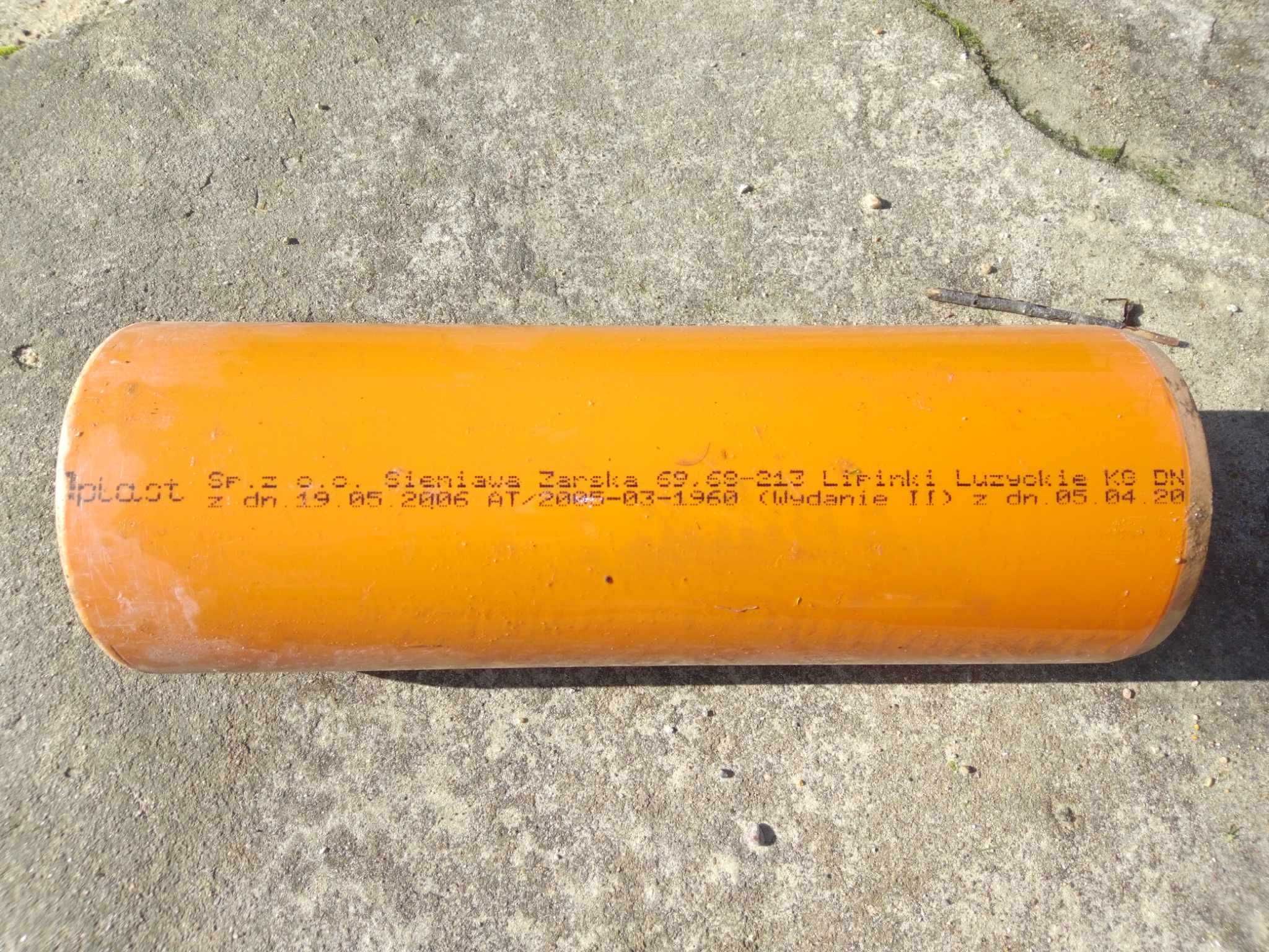 Rura kanalizacyjna wodociągowa śr 16cm 160mm dł 35cm PVC pomarańczowa