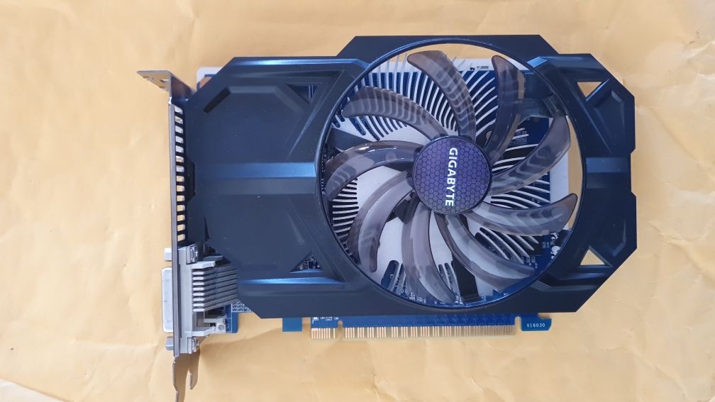 Motherboard com Processador Intel I7 , Memória e  Grafica