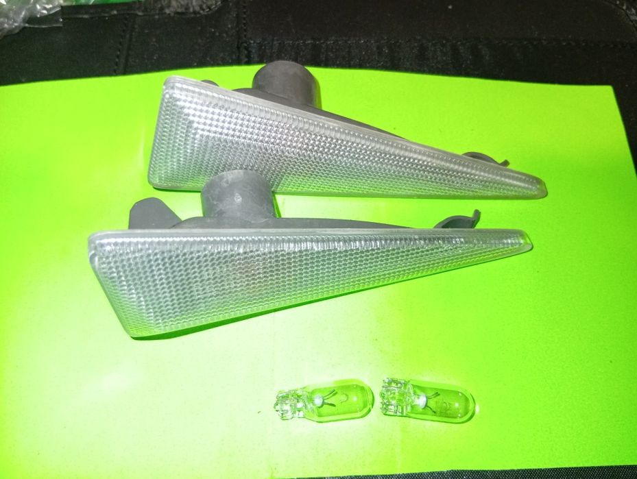 Piscas Laterais Mégane 2