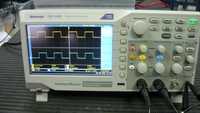 Osciloscópio digital Tektronix