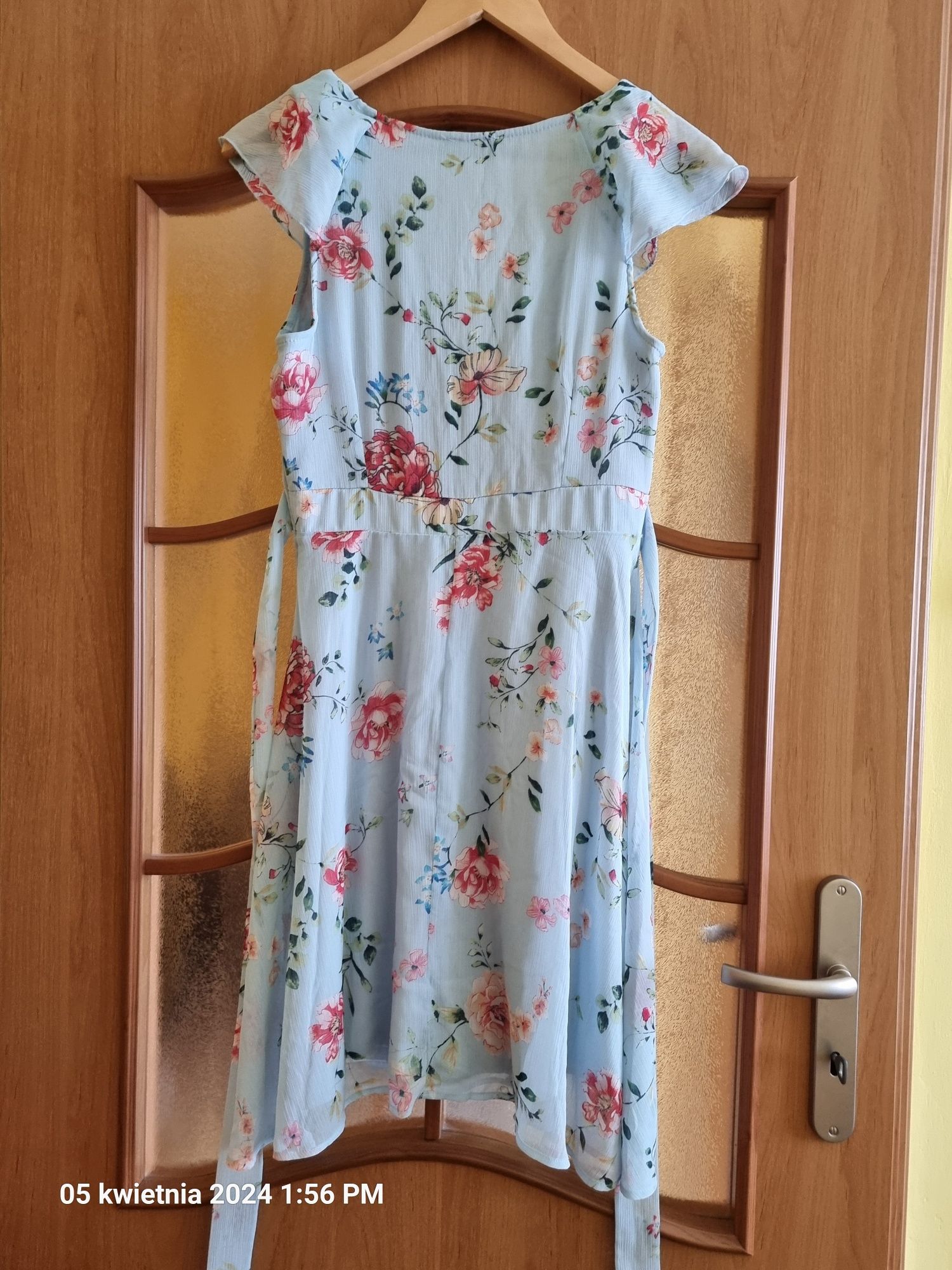 Sukienka w kwiaty Orsay