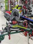 Пила торцовочная Ryobi EMS254L с передней протяжкой