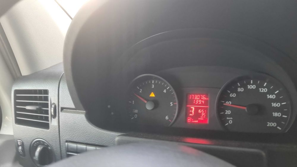 Crafter 2015 com air conditioning