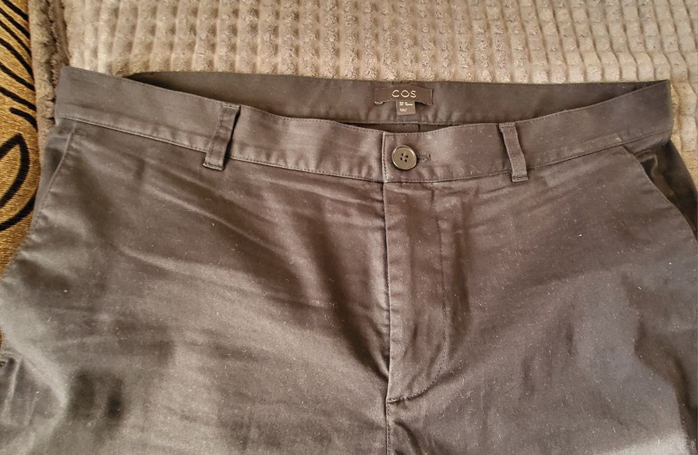 Чоловічі чорні брюки Cos