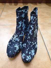 Botins Floridos Bershka