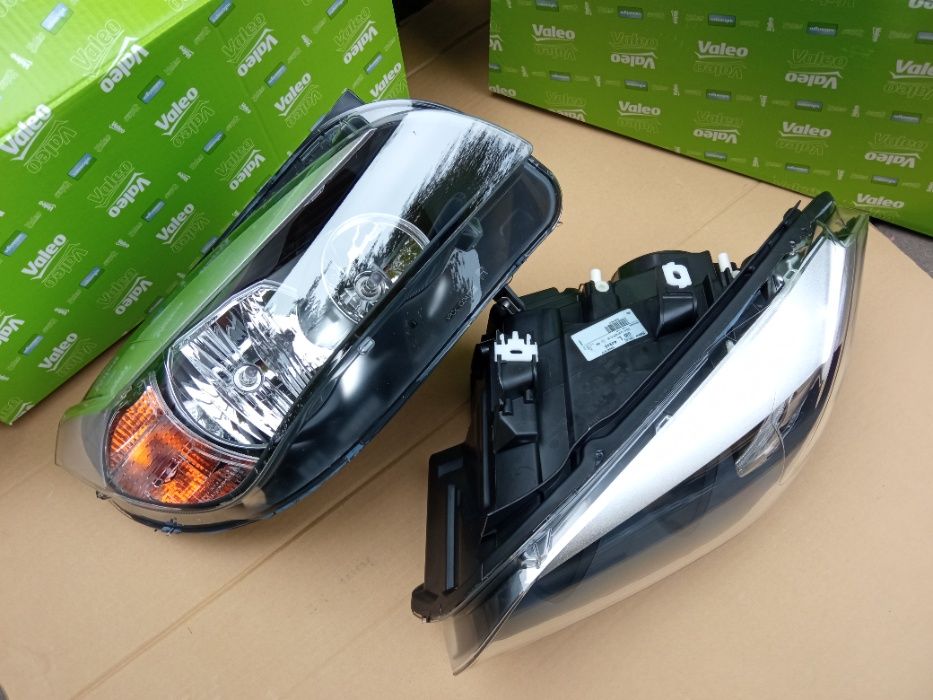 BMW X1 E84 lampa przednia lewa + prawa VALEO NOWE orginały