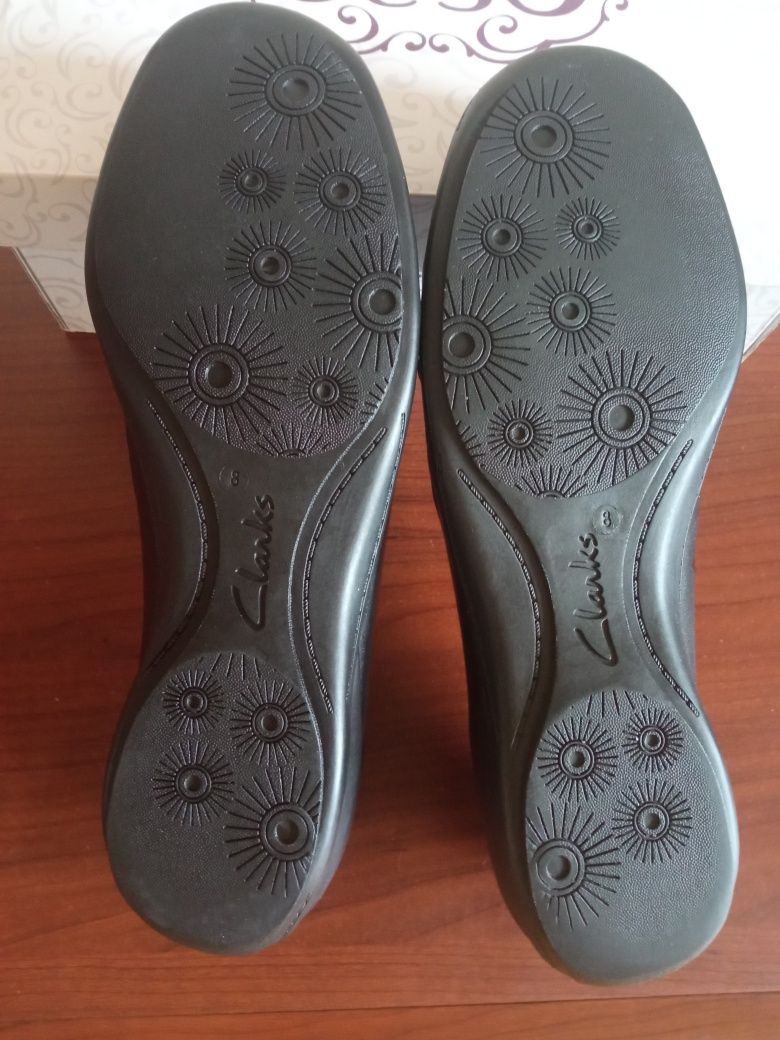 Мокасини Clarks. Р. 8