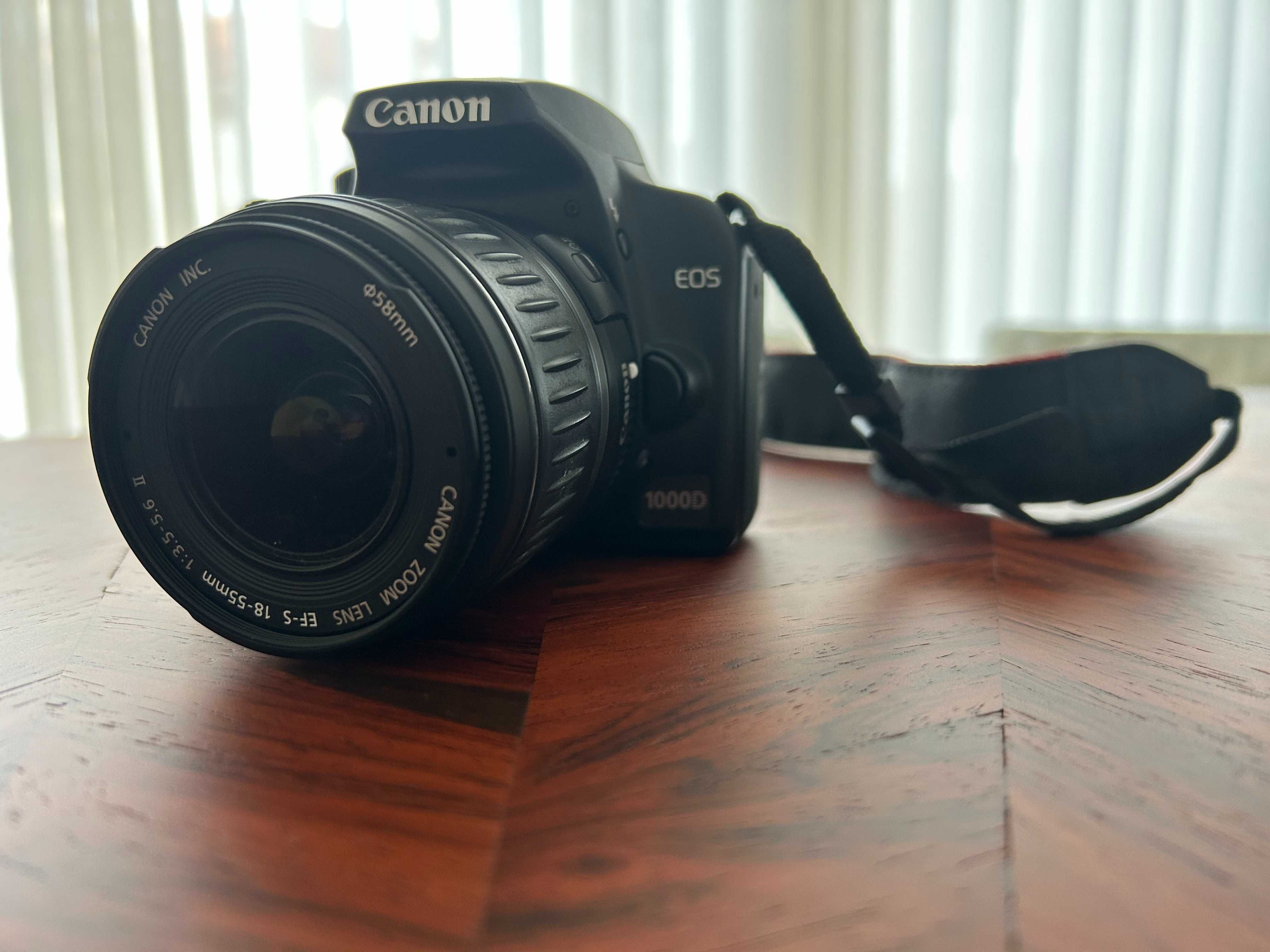 Máquina Fotográfica Canon 1000D