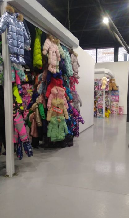 Центральний ринок, Дитячий світ продаж торгового місця