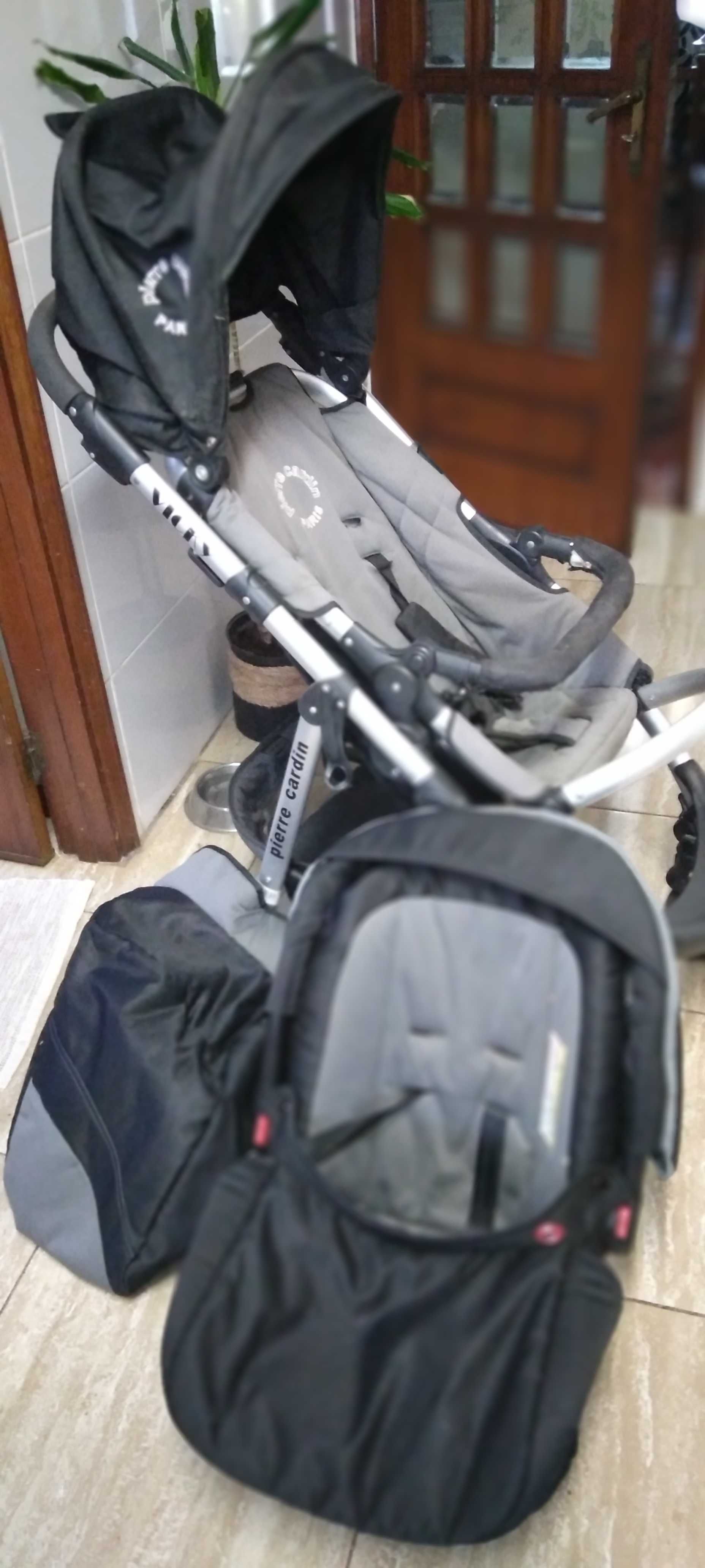 Carrinho bebe Pierre Cardin