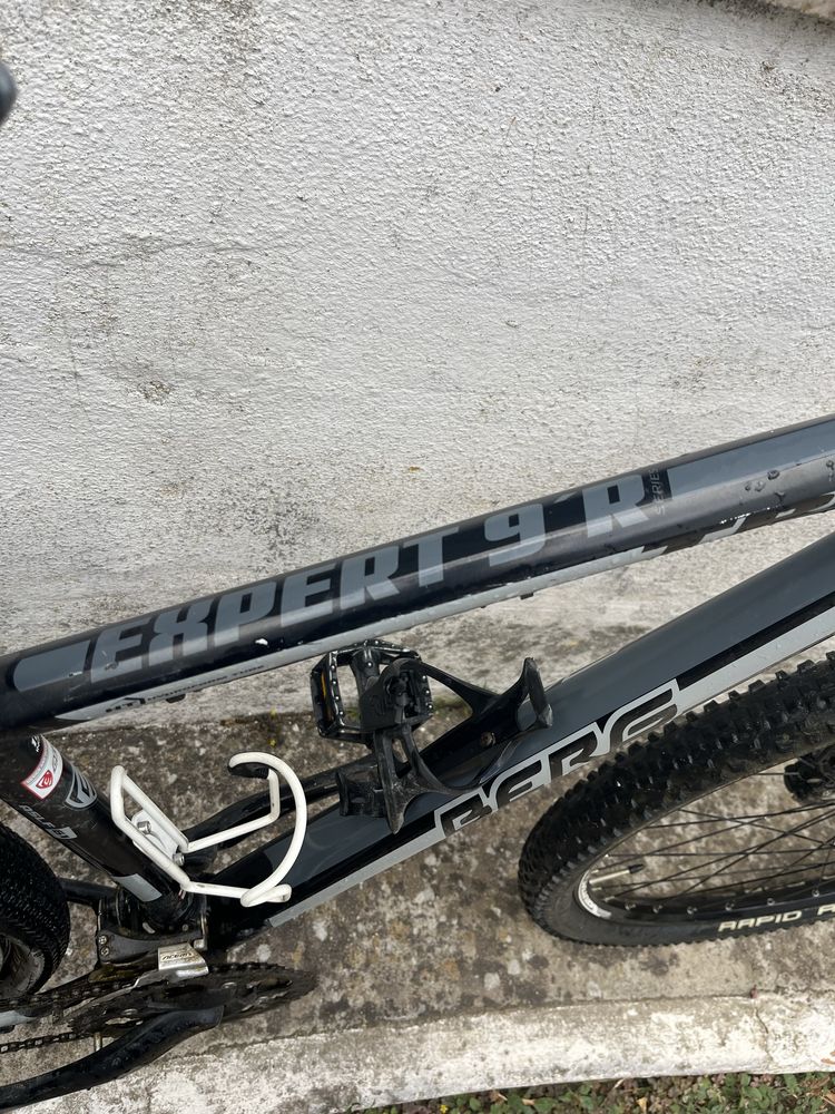 Bicicleta Berg Trail Expert 9’R Series