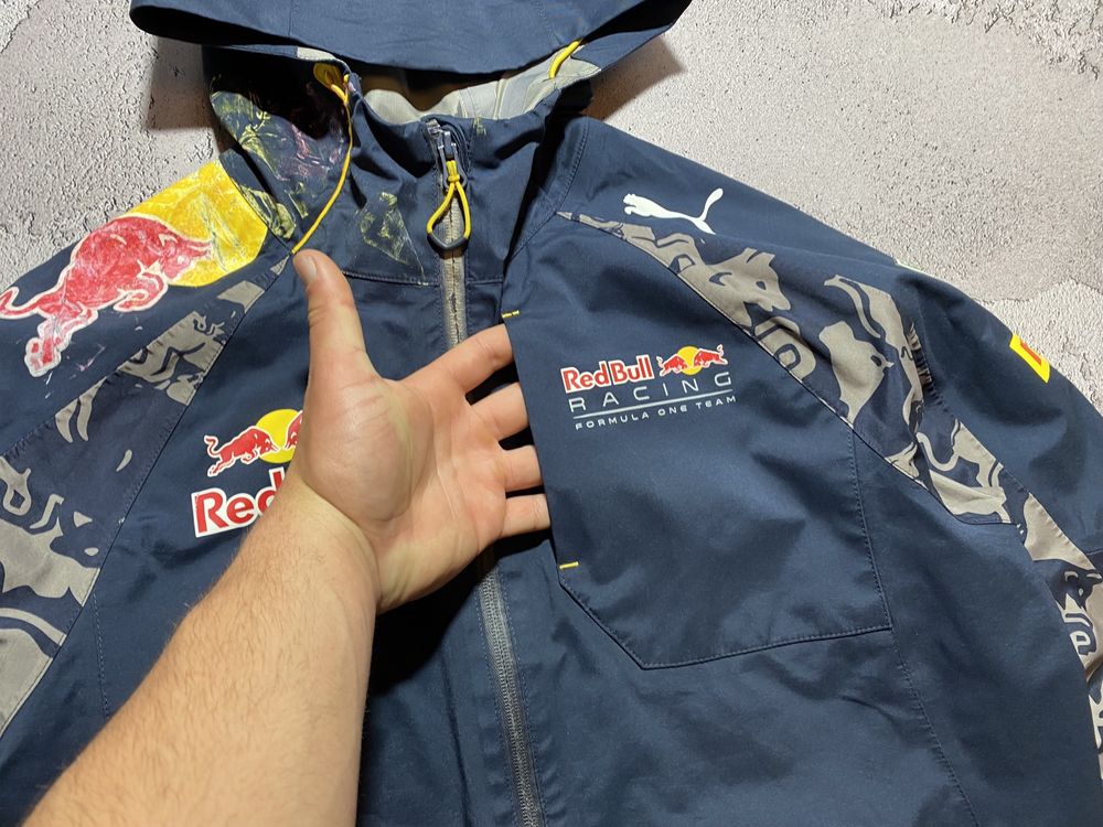 Вітровка F1 Red Bull rasing